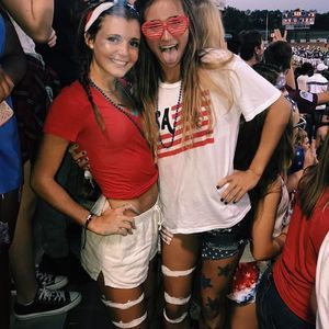 Meet your Posher, Hailey